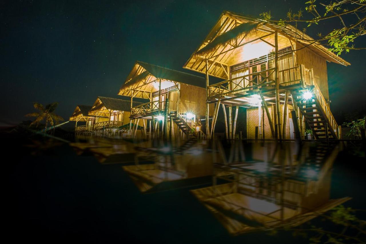 Pondok Bamboo Villa Batununggul Luaran gambar