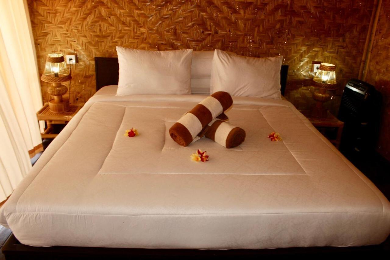 Pondok Bamboo Villa Batununggul Luaran gambar